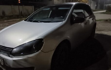 Volkswagen Golf VI, 2010 год, 599 999 рублей, 2 фотография