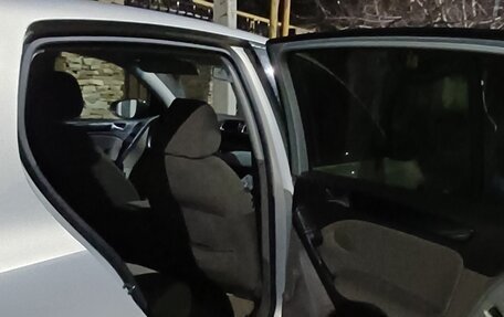 Volkswagen Golf VI, 2010 год, 599 999 рублей, 6 фотография