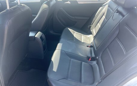 Volkswagen Jetta VI, 2017 год, 1 320 000 рублей, 5 фотография