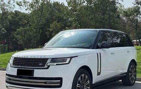 Land Rover Range Rover IV рестайлинг, 2023 год, 26 000 932 рублей, 2 фотография