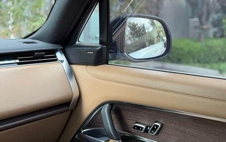 Land Rover Range Rover IV рестайлинг, 2023 год, 26 000 932 рублей, 12 фотография