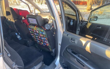 Honda Stream I рестайлинг, 2001 год, 600 000 рублей, 15 фотография