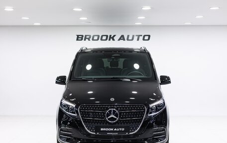 Mercedes-Benz V-Класс, 2024 год, 12 790 000 рублей, 2 фотография