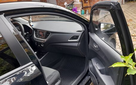 Hyundai Solaris II рестайлинг, 2017 год, 1 530 000 рублей, 11 фотография