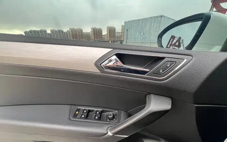 Volkswagen Touran III, 2021 год, 1 500 069 рублей, 11 фотография