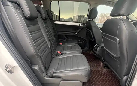 Volkswagen Touran III, 2021 год, 1 500 069 рублей, 21 фотография