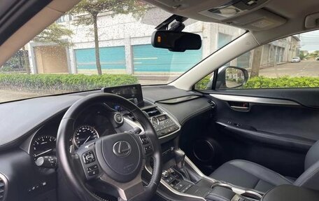 Lexus NX I, 2021 год, 2 730 000 рублей, 6 фотография