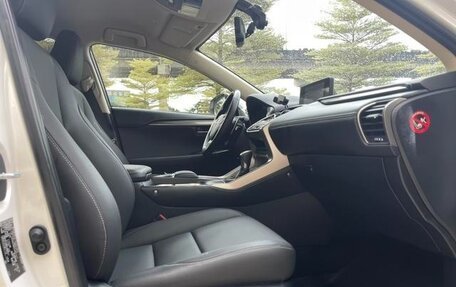 Lexus NX I, 2021 год, 2 730 000 рублей, 10 фотография