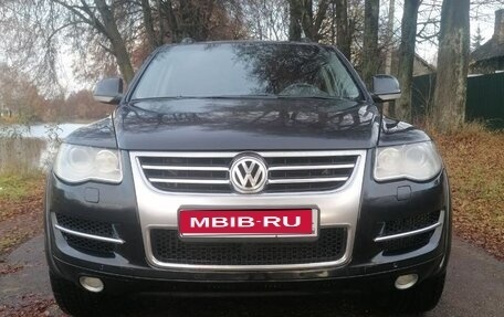 Volkswagen Touareg III, 2008 год, 1 100 000 рублей, 1 фотография