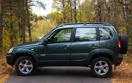 Chevrolet Niva I рестайлинг, 2013 год, 500 000 рублей, 24 фотография