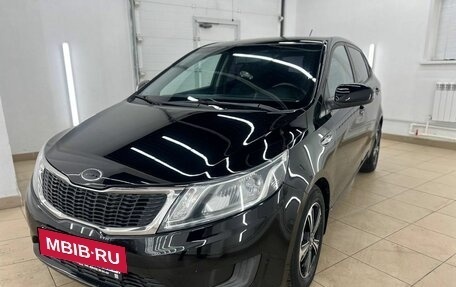 KIA Rio III рестайлинг, 2014 год, 949 000 рублей, 2 фотография