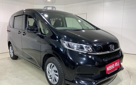 Honda Freed II, 2022 год, 1 600 000 рублей, 3 фотография
