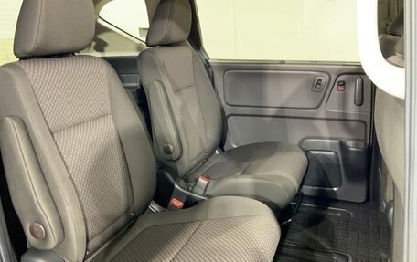 Honda Freed II, 2022 год, 1 600 000 рублей, 15 фотография