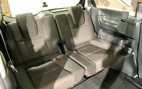 Honda Freed II, 2022 год, 1 600 000 рублей, 16 фотография