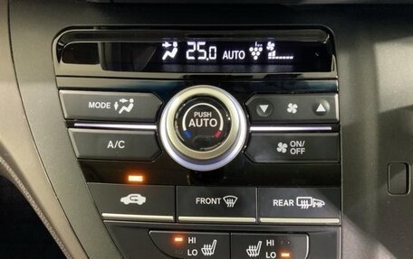 Honda Freed II, 2022 год, 1 600 000 рублей, 12 фотография