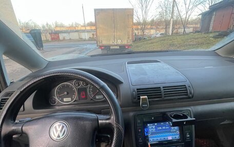 Volkswagen Sharan I рестайлинг, 2001 год, 450 000 рублей, 6 фотография