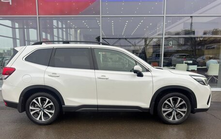 Subaru Forester, 2019 год, 2 375 000 рублей, 5 фотография