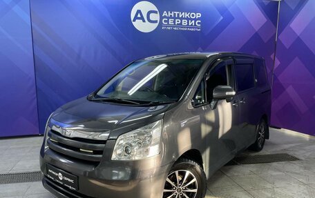 Toyota Noah III, 2008 год, 1 150 000 рублей, 1 фотография