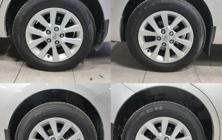 Toyota ISis I, 2008 год, 890 000 рублей, 19 фотография