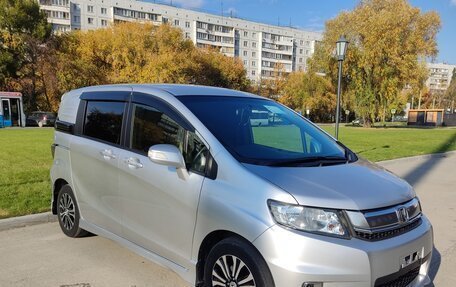 Honda Freed I, 2014 год, 1 150 000 рублей, 4 фотография