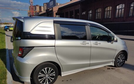 Honda Freed I, 2014 год, 1 150 000 рублей, 8 фотография