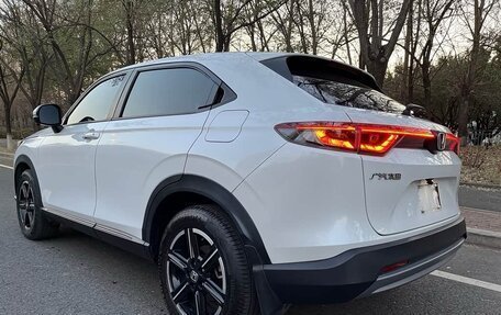 Honda Vezel, 2024 год, 2 190 000 рублей, 5 фотография