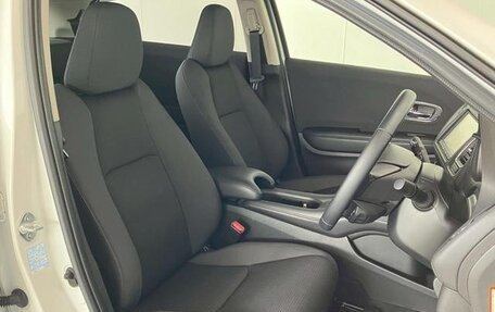 Honda Vezel, 2020 год, 1 450 000 рублей, 18 фотография