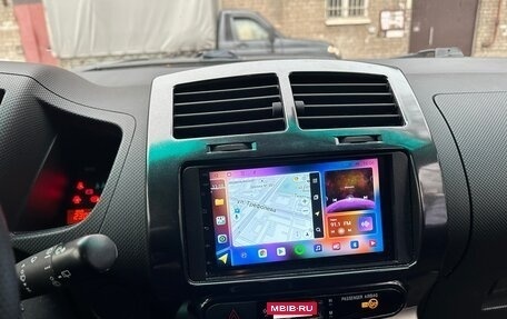 Toyota Urban Cruiser, 2009 год, 750 000 рублей, 13 фотография