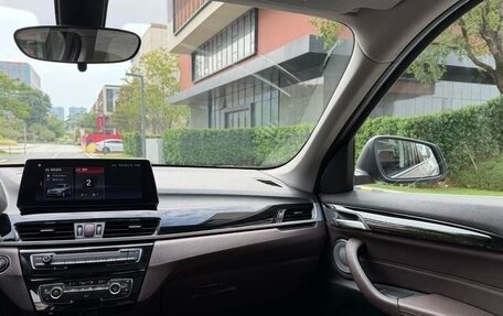 BMW X1, 2021 год, 2 100 000 рублей, 17 фотография