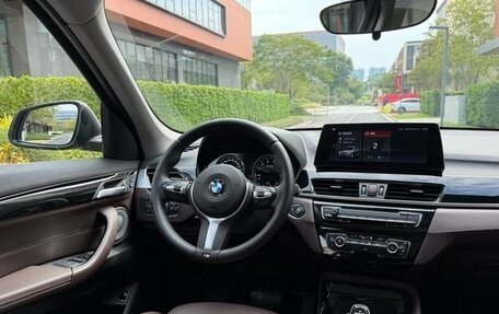 BMW X1, 2021 год, 2 100 000 рублей, 8 фотография