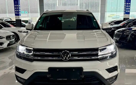 Volkswagen Tharu, 2022 год, 1 580 000 рублей, 2 фотография