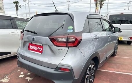 Honda Fit, 2022 год, 1 030 000 рублей, 2 фотография