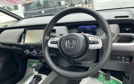 Honda Fit, 2022 год, 1 030 000 рублей, 11 фотография