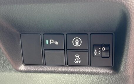 Honda Fit, 2022 год, 1 030 000 рублей, 24 фотография