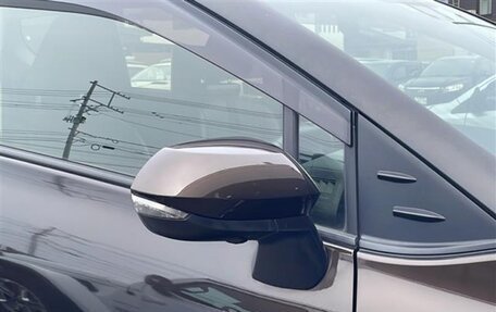 Toyota Sienta II, 2021 год, 1 069 000 рублей, 10 фотография