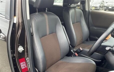 Toyota Sienta II, 2021 год, 1 069 000 рублей, 18 фотография