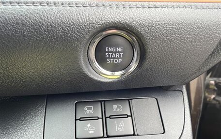 Toyota Sienta II, 2021 год, 1 069 000 рублей, 33 фотография