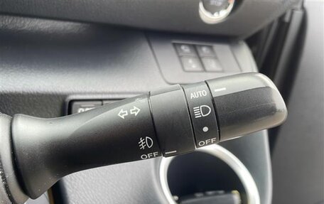 Toyota Sienta II, 2021 год, 1 069 000 рублей, 30 фотография