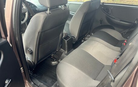 Chevrolet Niva I рестайлинг, 2018 год, 780 000 рублей, 10 фотография