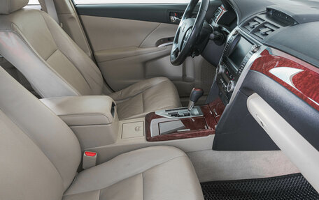 Toyota Camry, 2013 год, 1 999 000 рублей, 12 фотография