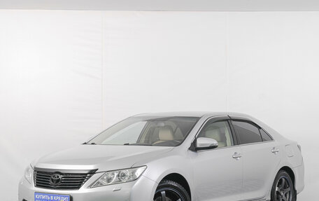 Toyota Camry, 2013 год, 1 999 000 рублей, 4 фотография