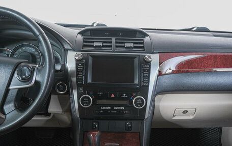 Toyota Camry, 2013 год, 1 999 000 рублей, 20 фотография