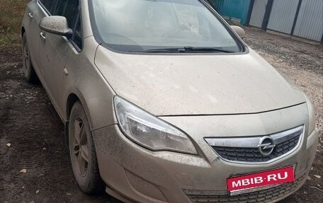 Opel Astra J, 2011 год, 480 000 рублей, 1 фотография