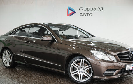 Mercedes-Benz E-Класс, 2013 год, 1 600 000 рублей, 1 фотография