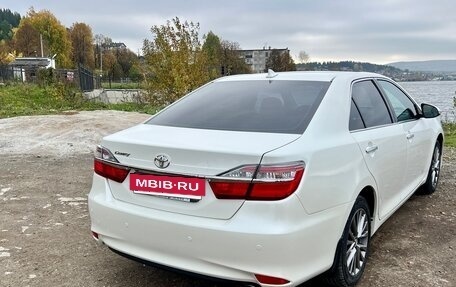 Toyota Camry, 2017 год, 2 500 000 рублей, 4 фотография