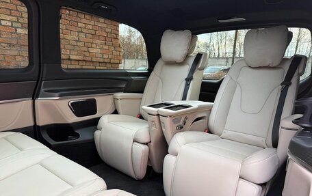 Mercedes-Benz V-Класс, 2023 год, 10 250 000 рублей, 18 фотография