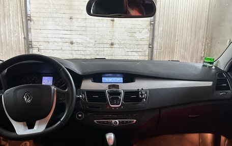 Renault Laguna III рестайлинг, 2008 год, 695 000 рублей, 6 фотография