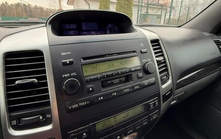 Toyota Land Cruiser Prado 120 рестайлинг, 2008 год, 1 900 000 рублей, 9 фотография