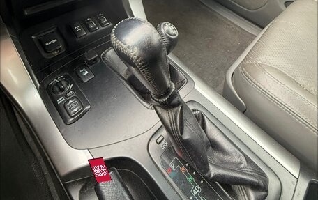 Toyota Land Cruiser Prado 120 рестайлинг, 2008 год, 1 900 000 рублей, 8 фотография