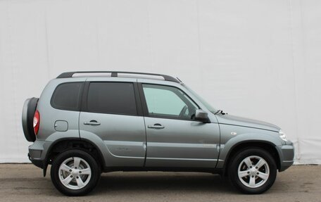 Chevrolet Niva I рестайлинг, 2016 год, 705 000 рублей, 5 фотография